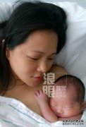 易能景孙的女儿是闪亮的，小米粒有一
