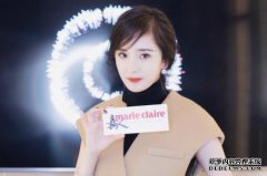 杨幂的家庭作业再次出现在机场，重拾