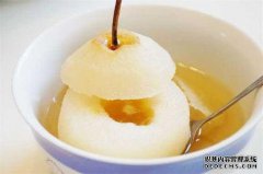 请用它浸入水中，以防止孩子咳嗽，使