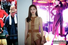 高跟优雅尖头鞋优秀而精致，展现出女