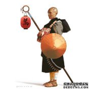喝水会使巢穴的心脏感到不适...