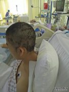 一幢中国风格的豪宅被盗了！一名孕妇